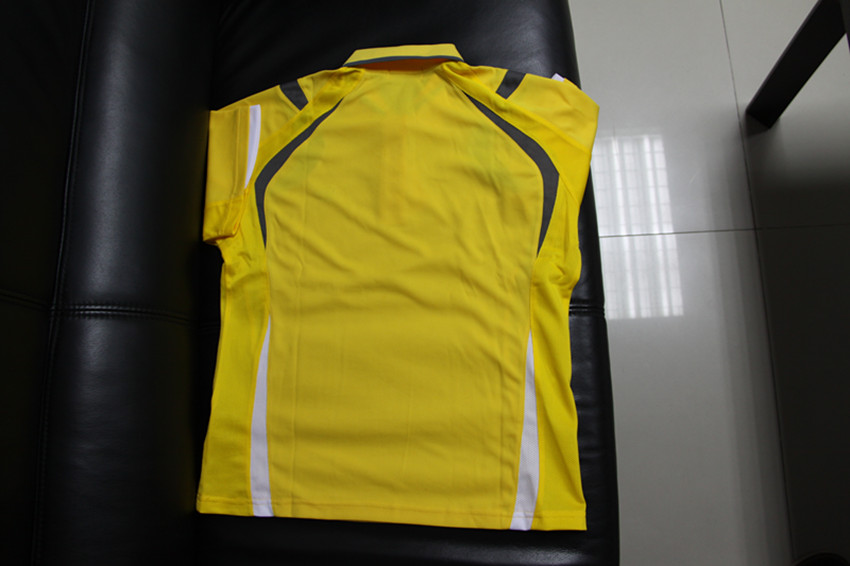 ���˳���yonex�˶�����Ů�