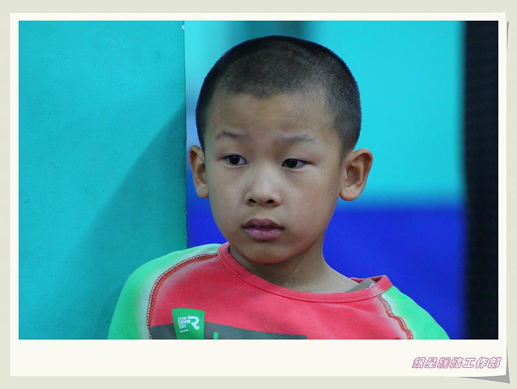 ��ƹ�ҡ���־����ԭ����վ����B��4�±�������