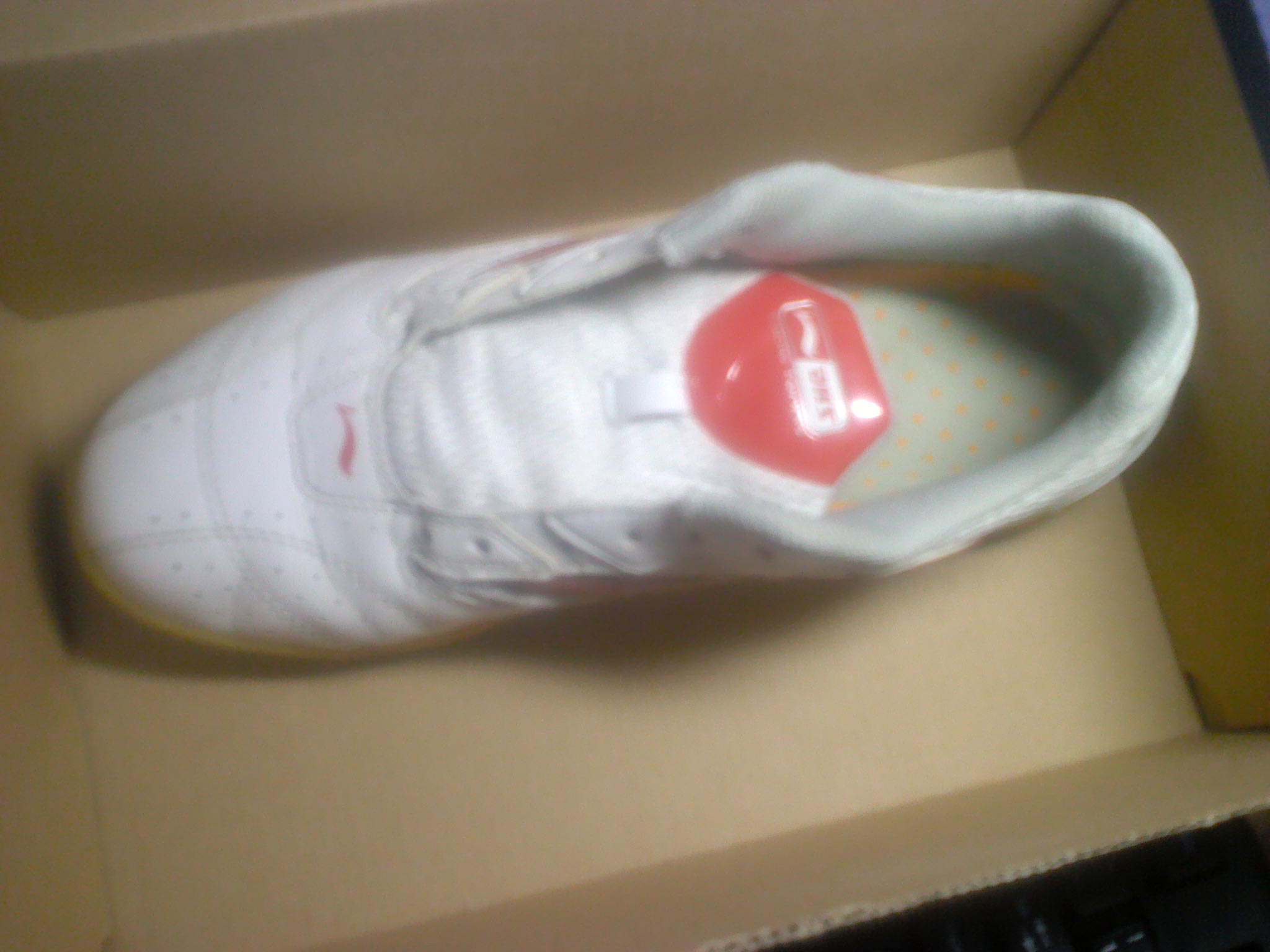 ����˫���ֵ�Ь�ӣ�������Ʒ�л�����ٰ��ͣ�