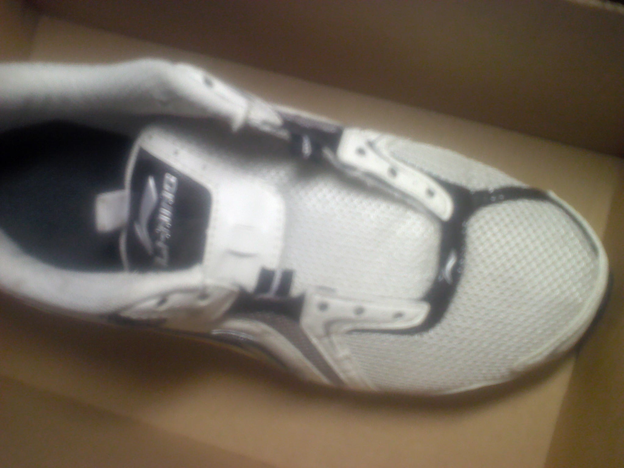 ����˫���ֵ�Ь�ӣ�������Ʒ�л�����ٰ��ͣ�