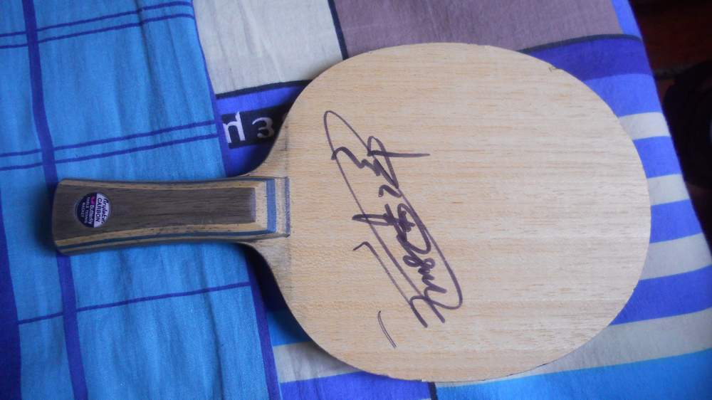 ��������vis�����ż̿�ǩ����Ʒ��ѣ�����һ�ž��ºں��ຣ�������׽�