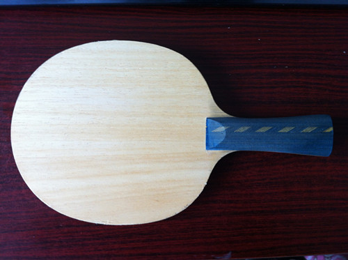 �� ��˹�� ���� ̼��