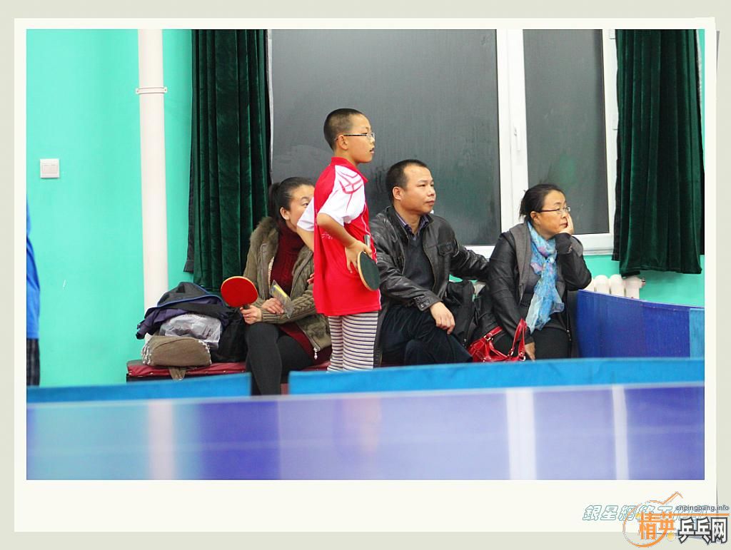 ��ƹ�ҡ���־����ԭ��վD��3�±�������˲��2