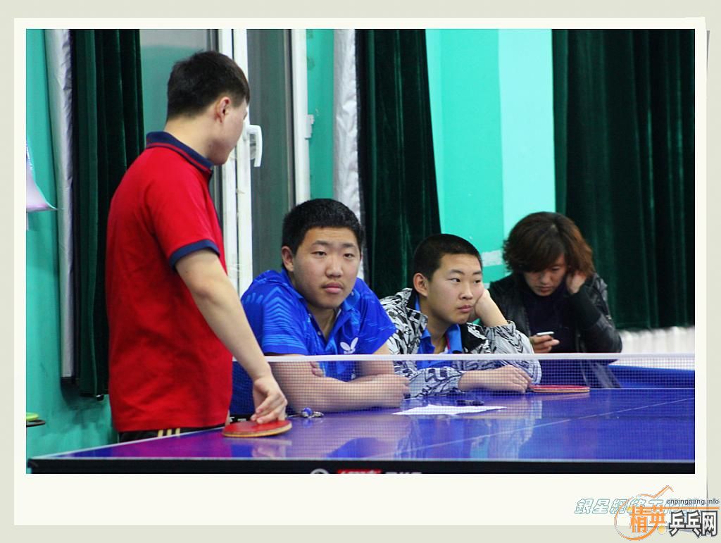 ��ƹ�ҡ���־����ԭ��վD��3�±�������˲��2