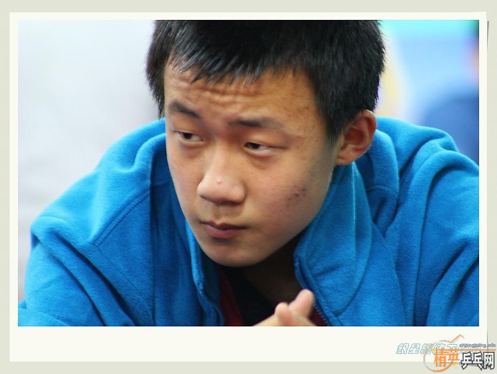 ��ƹ�ҡ���־����ԭ��վD��3�±�������˲��2