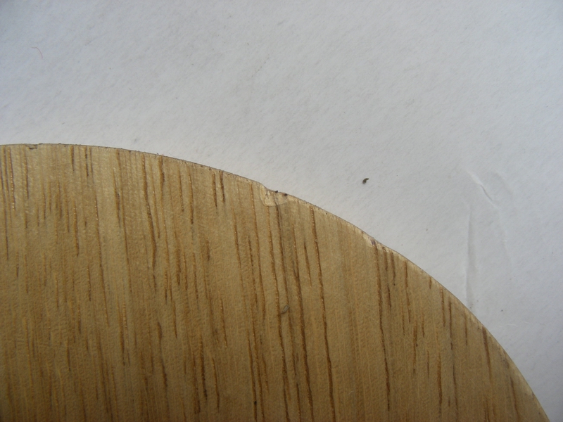 ��һ���ɫ���õ��ϰ��л�����̼��һ���°�ŷ����ֱ̼��