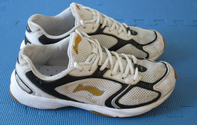 ����ʣ��ҳ�Ь������ƹ��Ь��42�룬������ɫ��