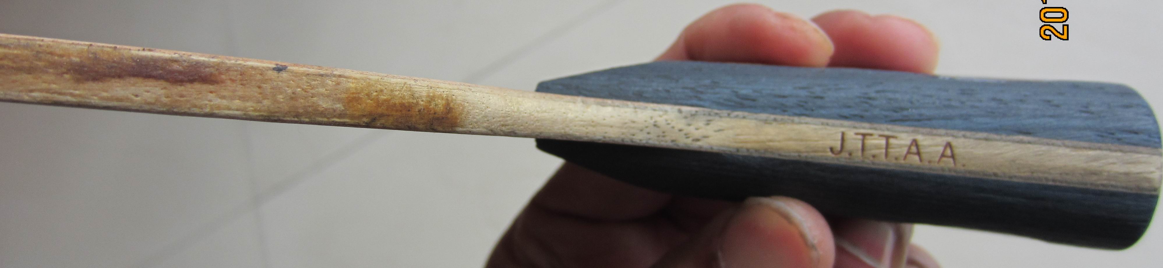 �������л�YE����Ľ��ڵĵװ�