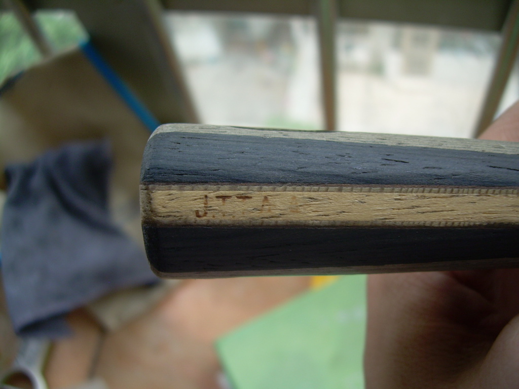 ����Ƚ����yeo(��ɫ���壩