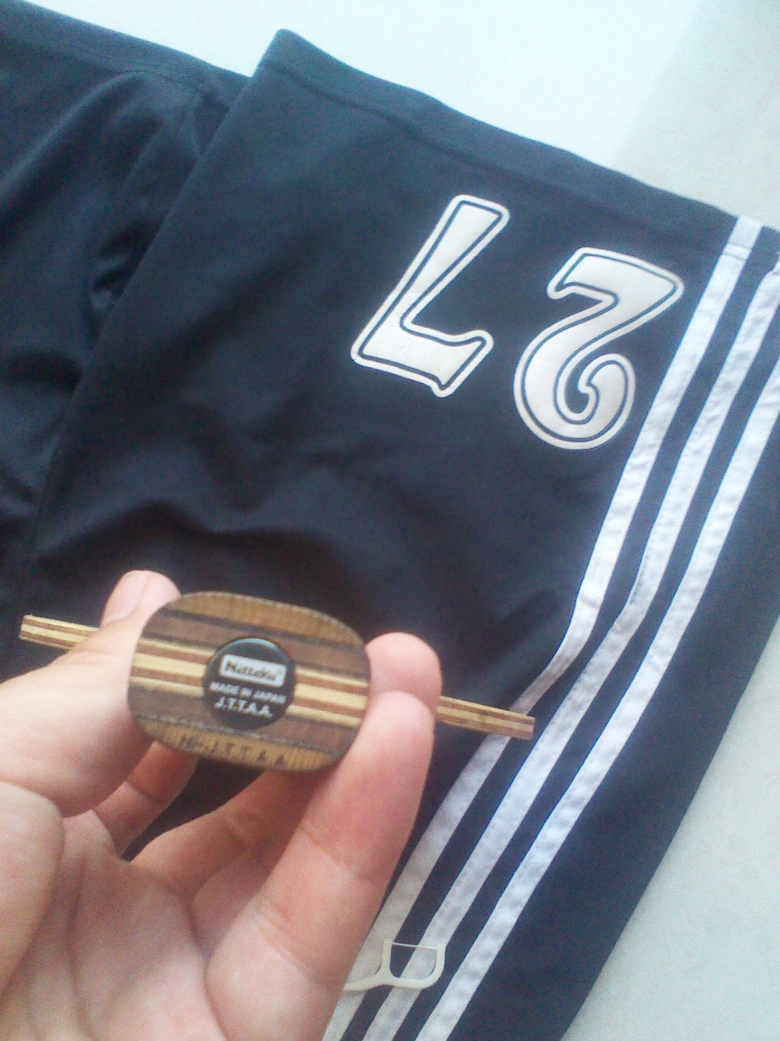 ����ɫ�����������������ִ��� 560 ����