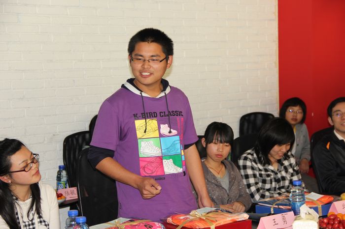 XiEC22P9.jpg