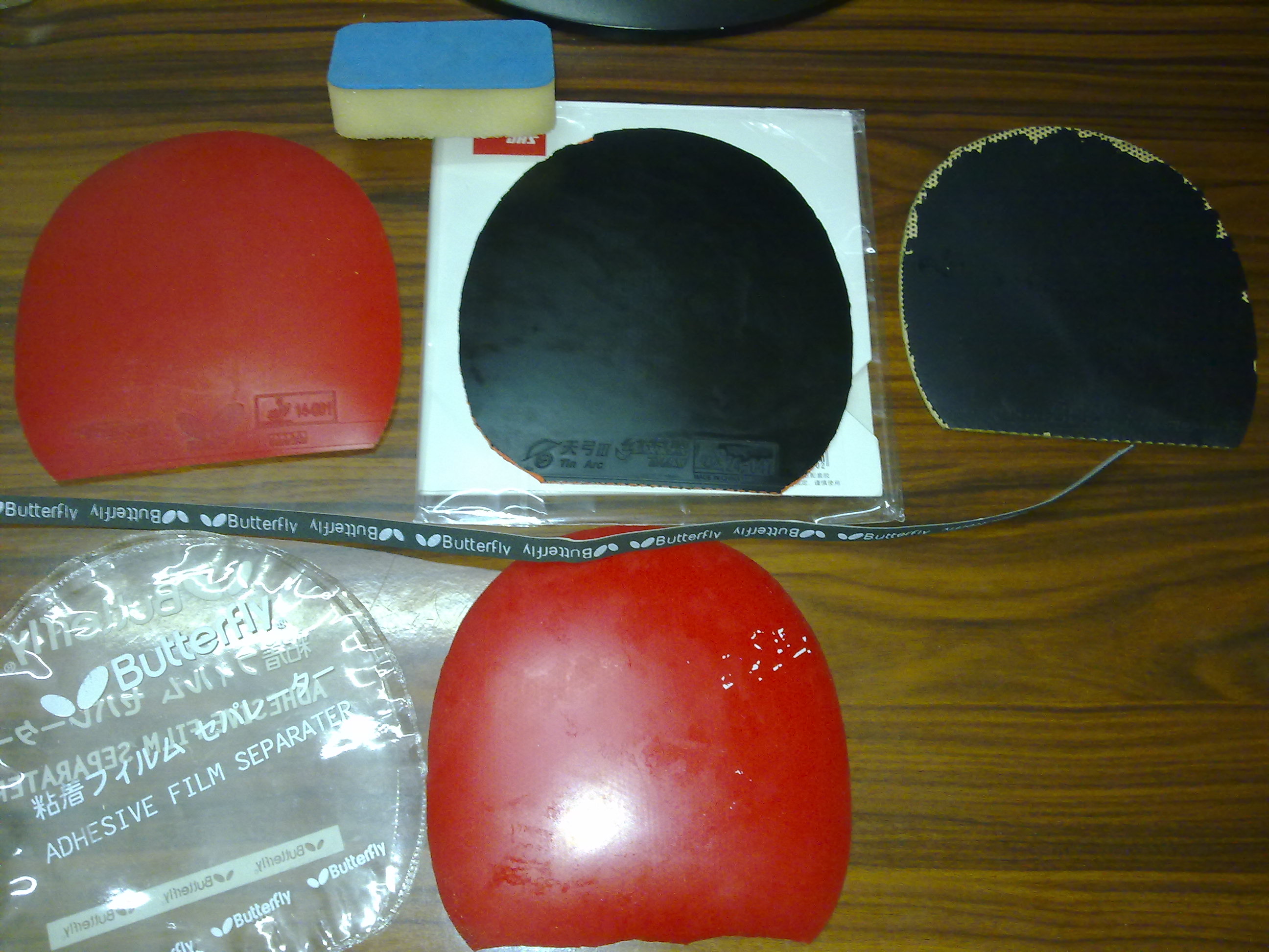 ���˳��ų��ۣ�1����칭3�˳��£�1��ˮ����ɫT05�˳��£�1���F1�߳��£�����1�鲻֪����ɫ��Ƥ�����£�����ģ��۸�150Ԫ������������ϵQQ:609363626���۸������̸��лл��