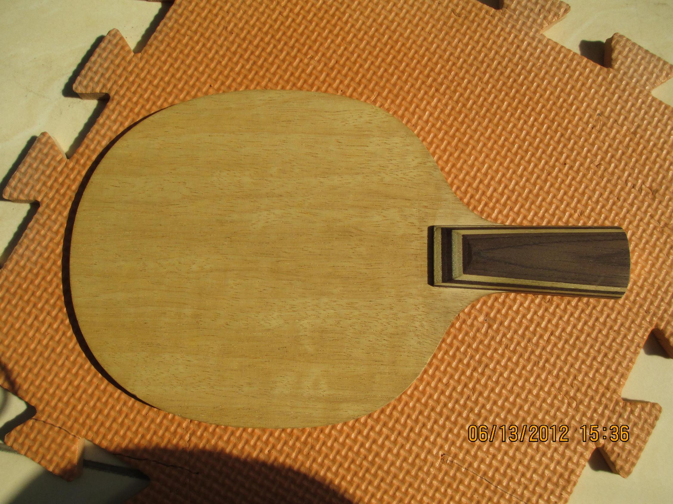 ���Ʊ���