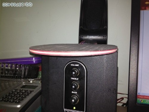 �ڳ�һ��ֱ�� ���̼��