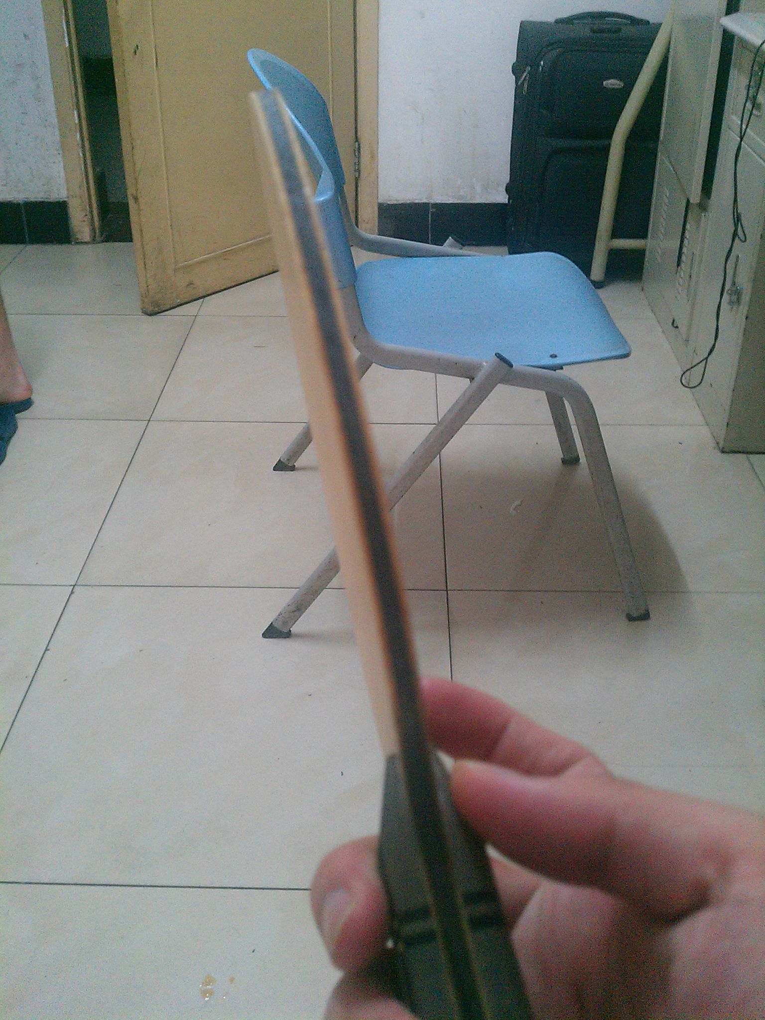 ��ɫ������������survelian��һ������Ӯ������