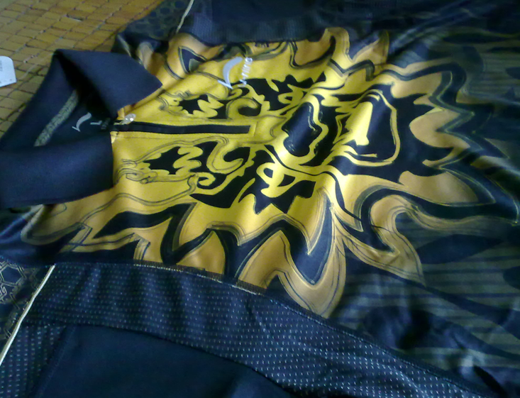 ����08���˹���