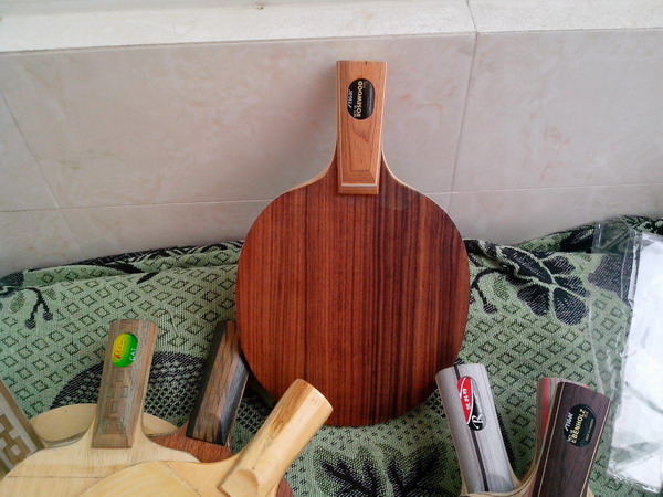 һ����ĵװ壬�����������ܺܲ����ĸ߷µװ壬�и߷º�̴7���߷�õ��7���߷�CL�ȣ�������������иƤ������