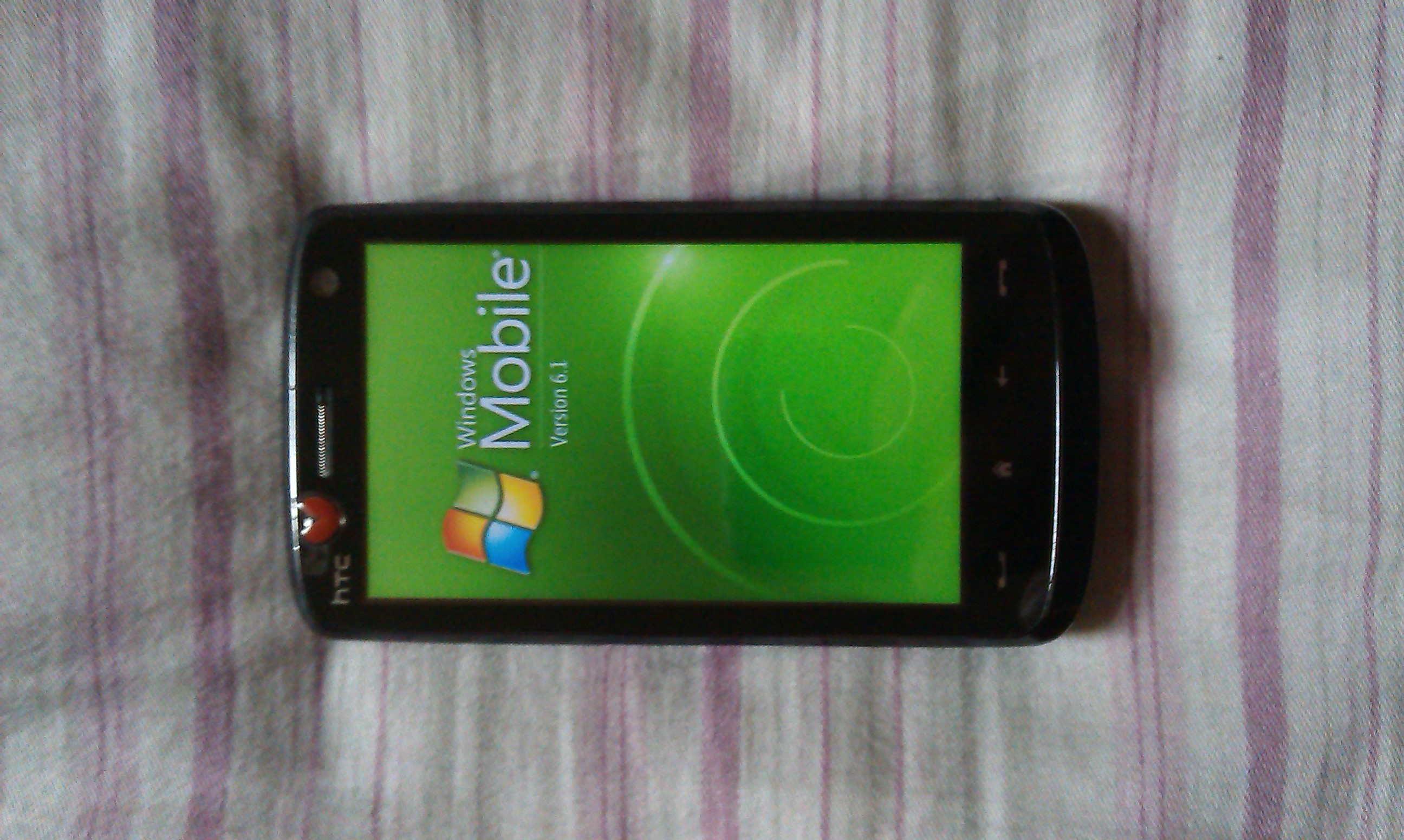 [ԭ��]һ������htc t8282 hd������ ����ƹ�ҵװ�