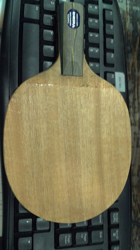 �հ�������ɫ���£�����