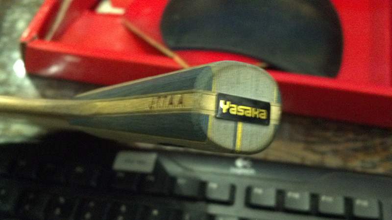 �հ�������ɫ���£�����