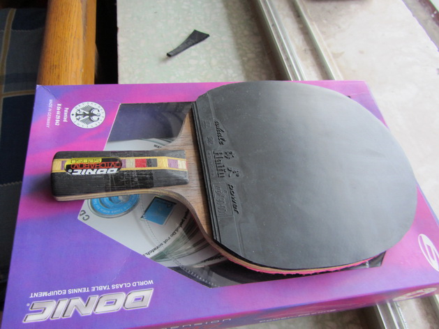 �ձ��ϻƱ�CL��������CL�ܱȵ��ָУ���ǡȫ�����м��齺Ƥ��ת����