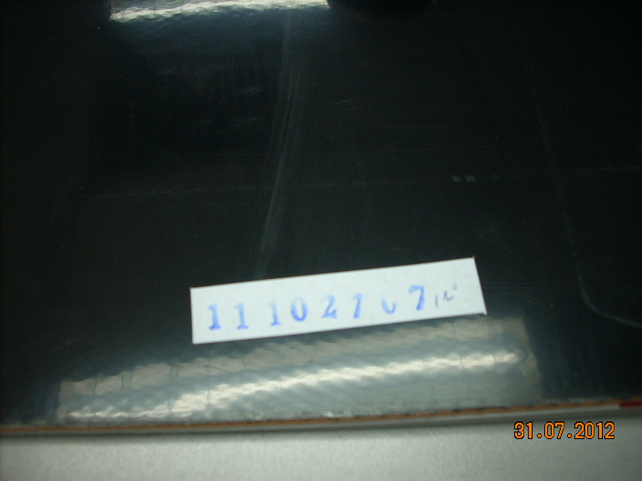 ֹ񣨺ɫ40ȣ2.2칭ɫ37ȡ