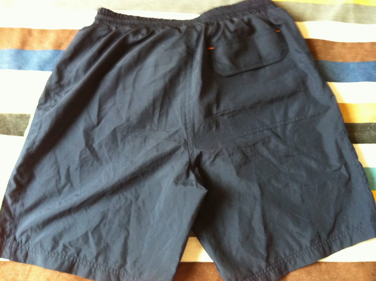 ��ֱ���� Ψ������ XIOM �� V  ����ɫ�� +  �̿�