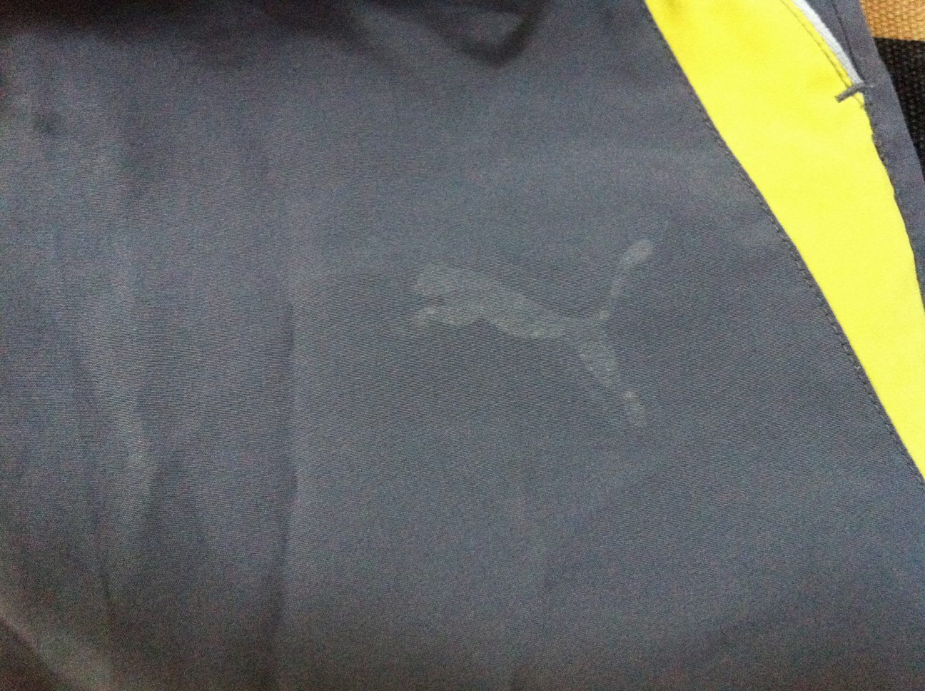 ��ֱ���� Ψ������ XIOM �� V  ����ɫ�� +  �̿�