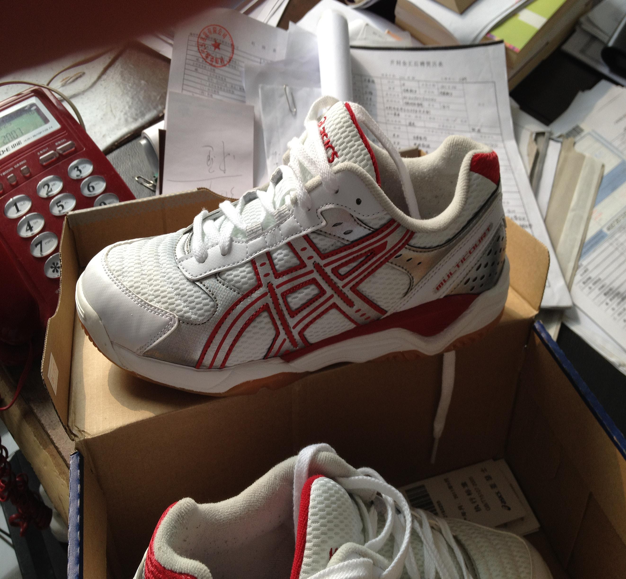 ٳһ˫asicsƹЬ׼40.5
