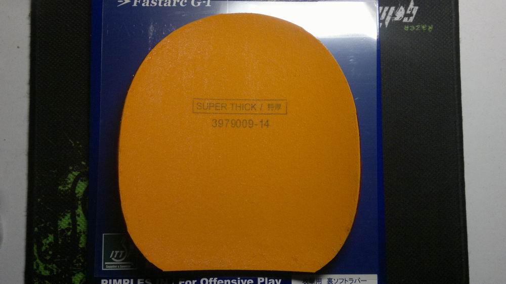 ��һ�ź�ɫNittaku Fastarc G-1