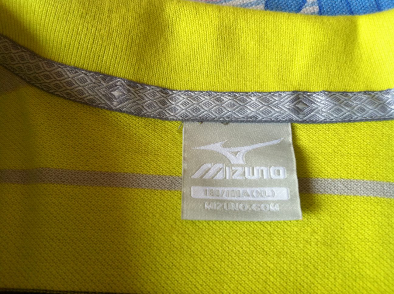 9������ŨT++04���˺�ɫ����