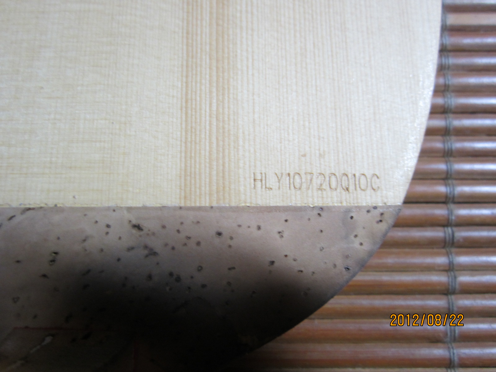 �������ˣ�����ȫ���������ͼۣ����ӵ���982������966���Ϻ�˫ϲ�װ壬����