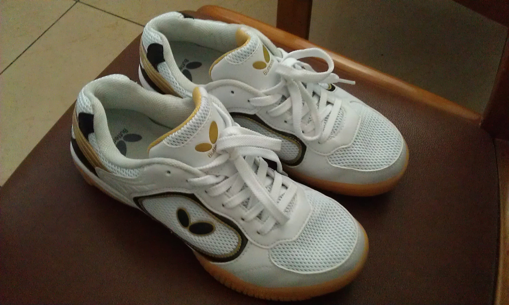 ����Ʒ����win-5��Ь42��һ˫��ֻ����2�Σ�120���ʣ���