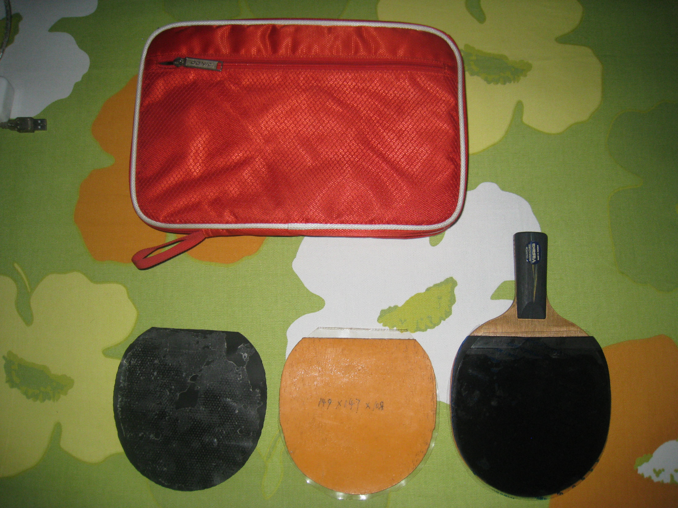 ����������YE