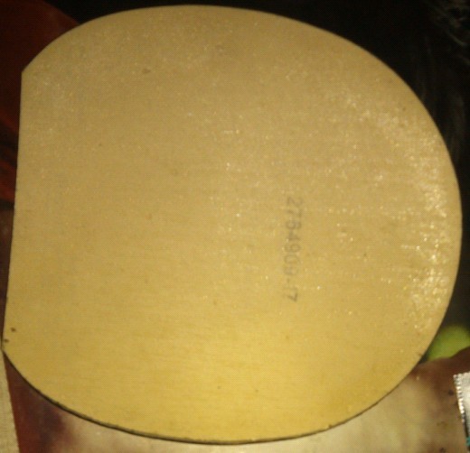 ת��ɫ���µĶ����F1��ɫ�׽�90����