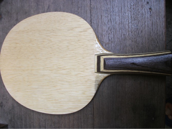 ����Ʒ�������VIS��450���ʣ��ó�ɫ�ĿƱ�����270������