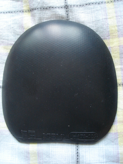 ��9.8�׺�ɫ���ͺ�V