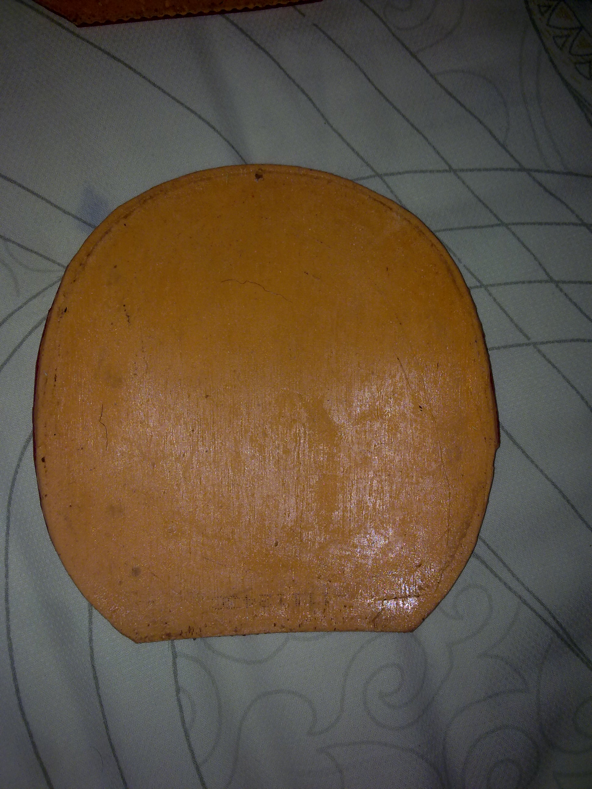 ŷ������̼���򻻴�ľ�װ壬���м��齺Ƥ�Դ��