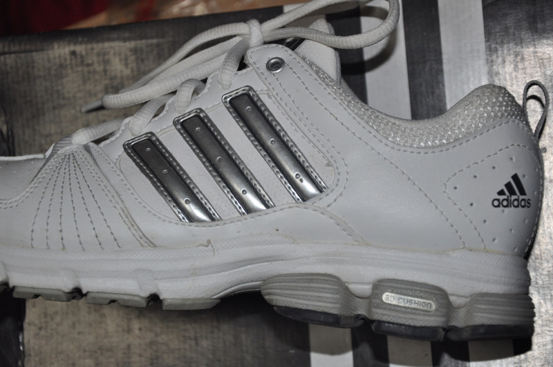 ��˫����ŮЬ