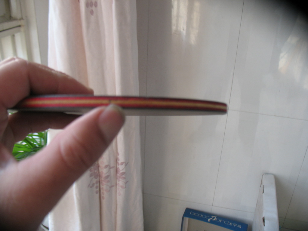 ��˹�ٿ��Ʊ���̼��7.6���ı���380�����