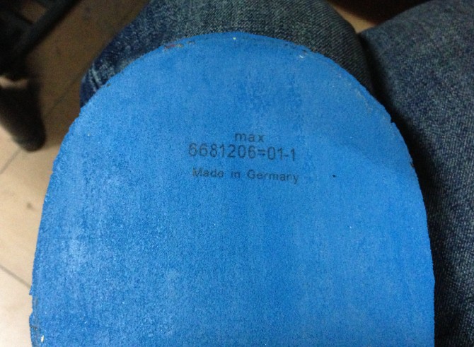 ��һ��ֱ��95�º�ɫ����