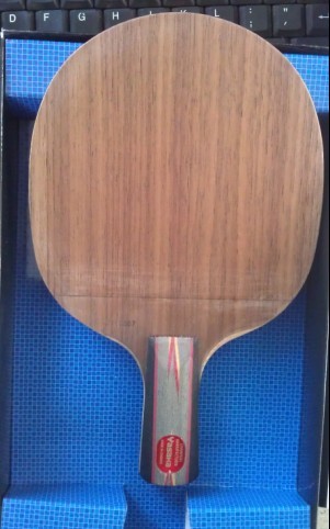 [ԭ��]רҵ���л�YEO  �з�α�루δ��ѯ���� 9���� ����������΢��ĥһȦ ͨ������ 550��˳��  ���߻�Ʒ��õĿ��ϵ�еİ��� �����߼� QQ��11585632