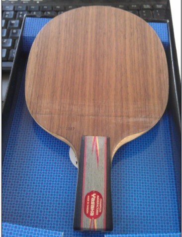 [ԭ��]רҵ���л�YEO  �з�α�루δ��ѯ���� 9���� ����������΢��ĥһȦ ͨ������ 550��˳��  ���߻�Ʒ��õĿ��ϵ�еİ��� �����߼� QQ��11585632