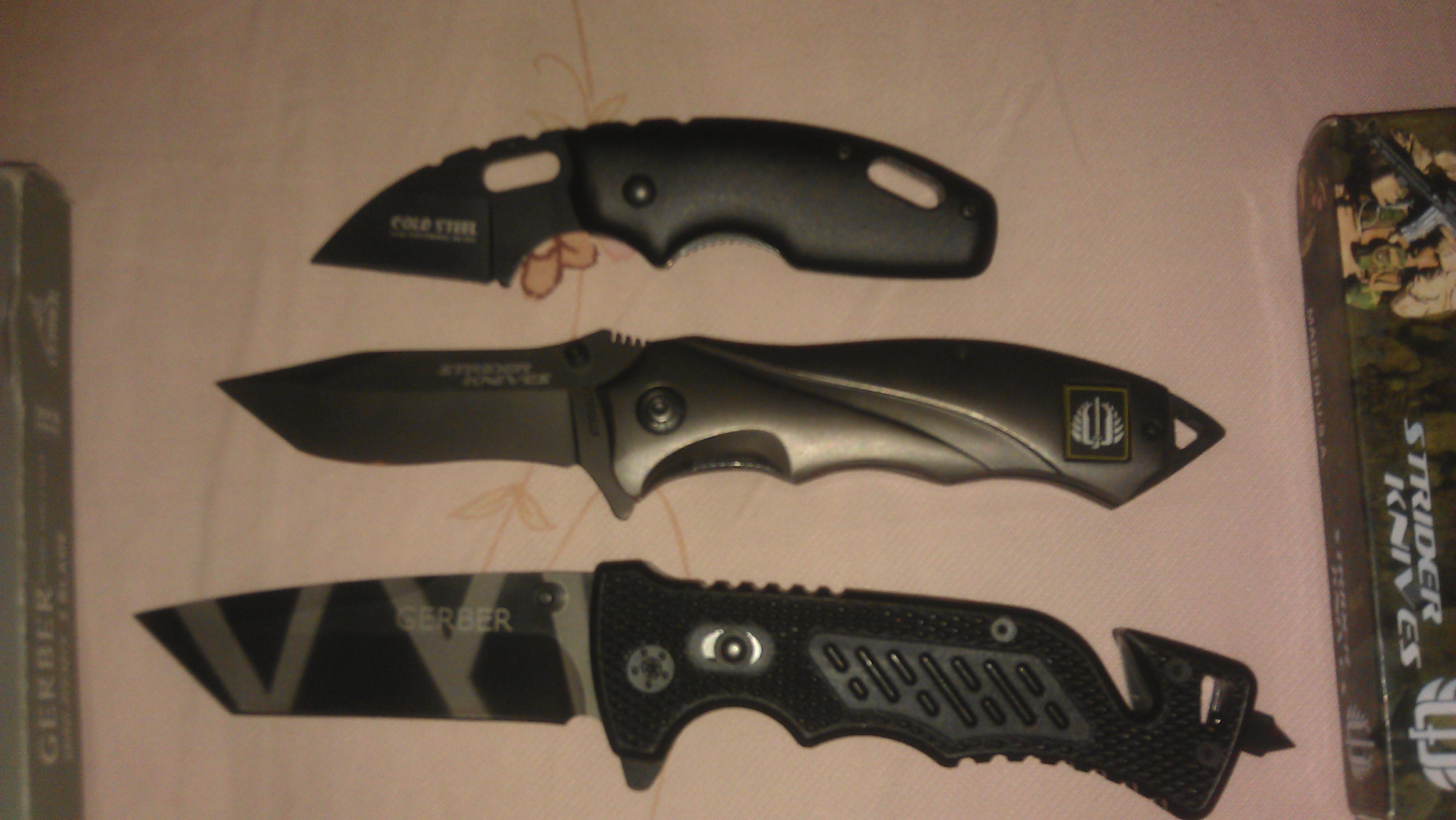 ��������