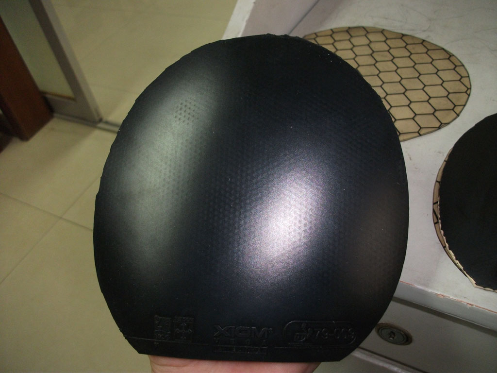 �������ɫ�����Ľ�Ƥ��һ�����˲���X1��һ�齿��Ψ�����޺�V��60Ԫһ�飬���������120Ԫ����ݡ�