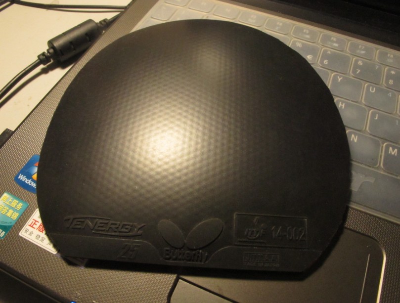 �ó�ɫ���ߴ�С��ɫT25һ��