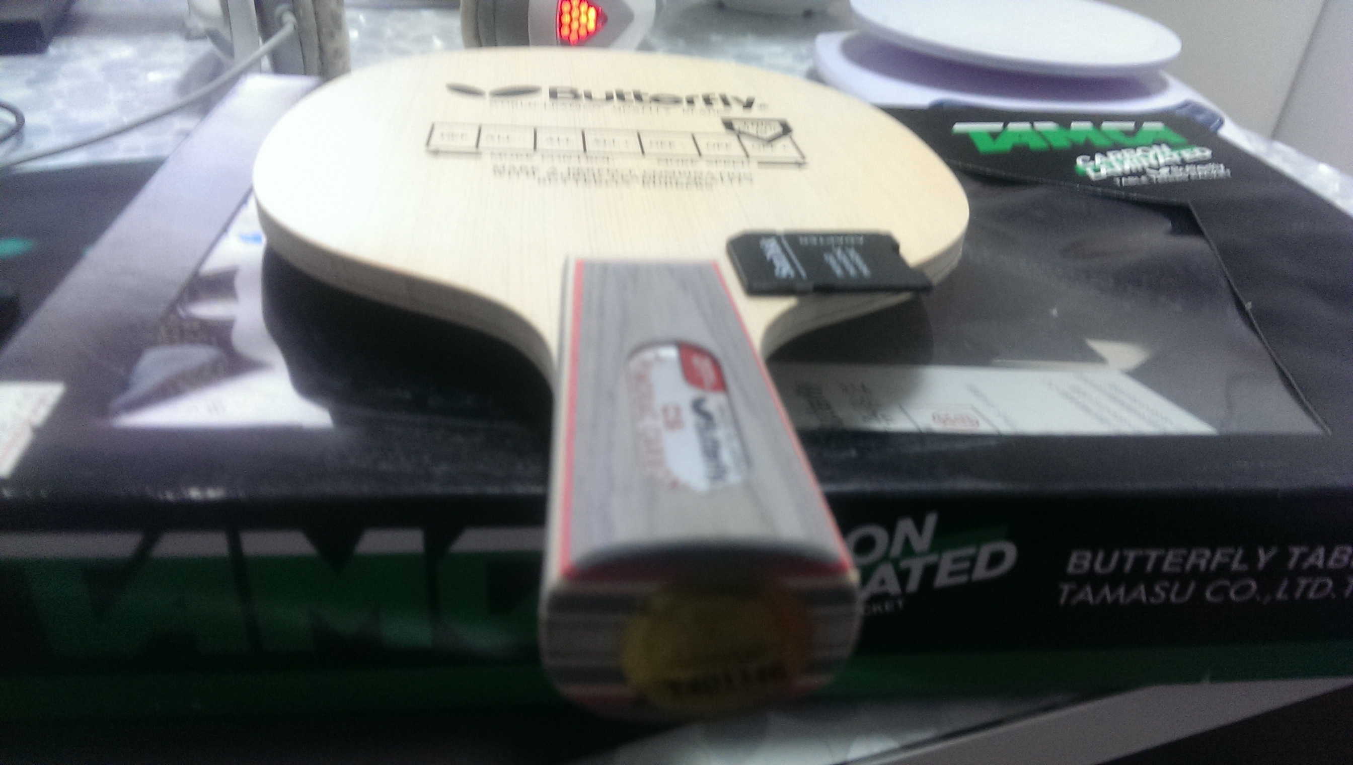 ��M���������M����̼