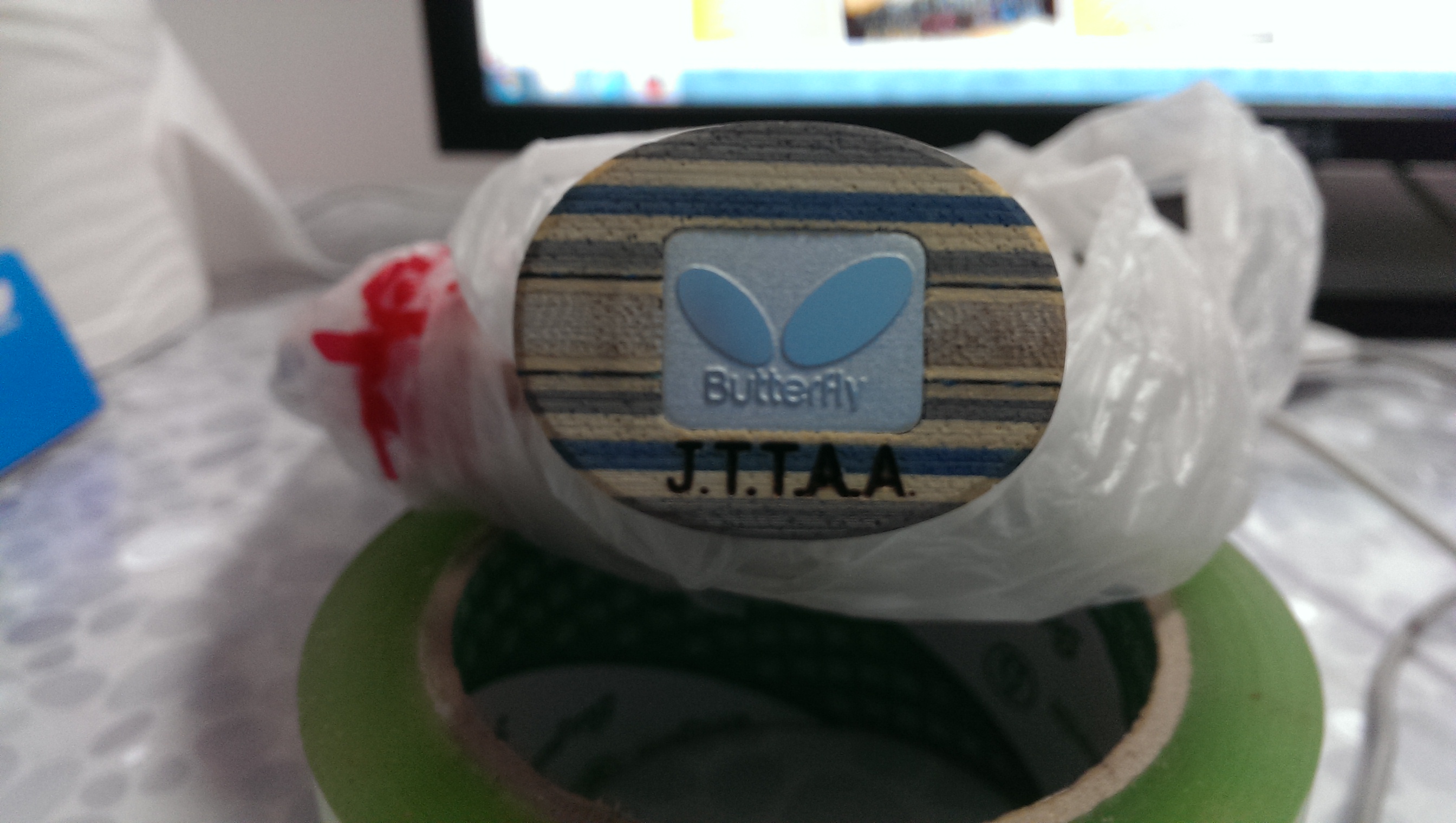 ��M���������M����̼