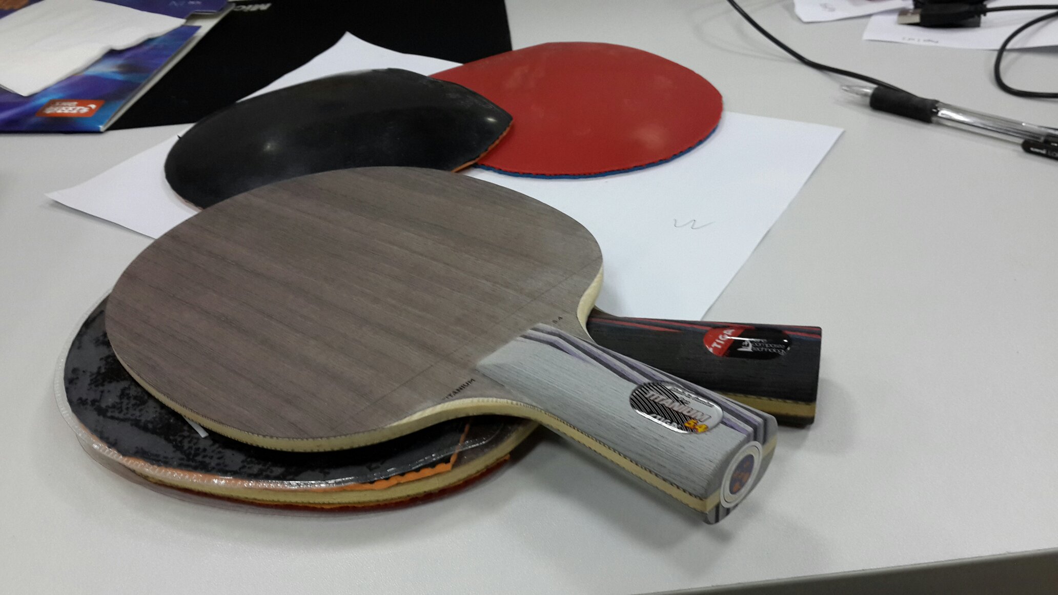 ����������STIGA���䴿ľ��