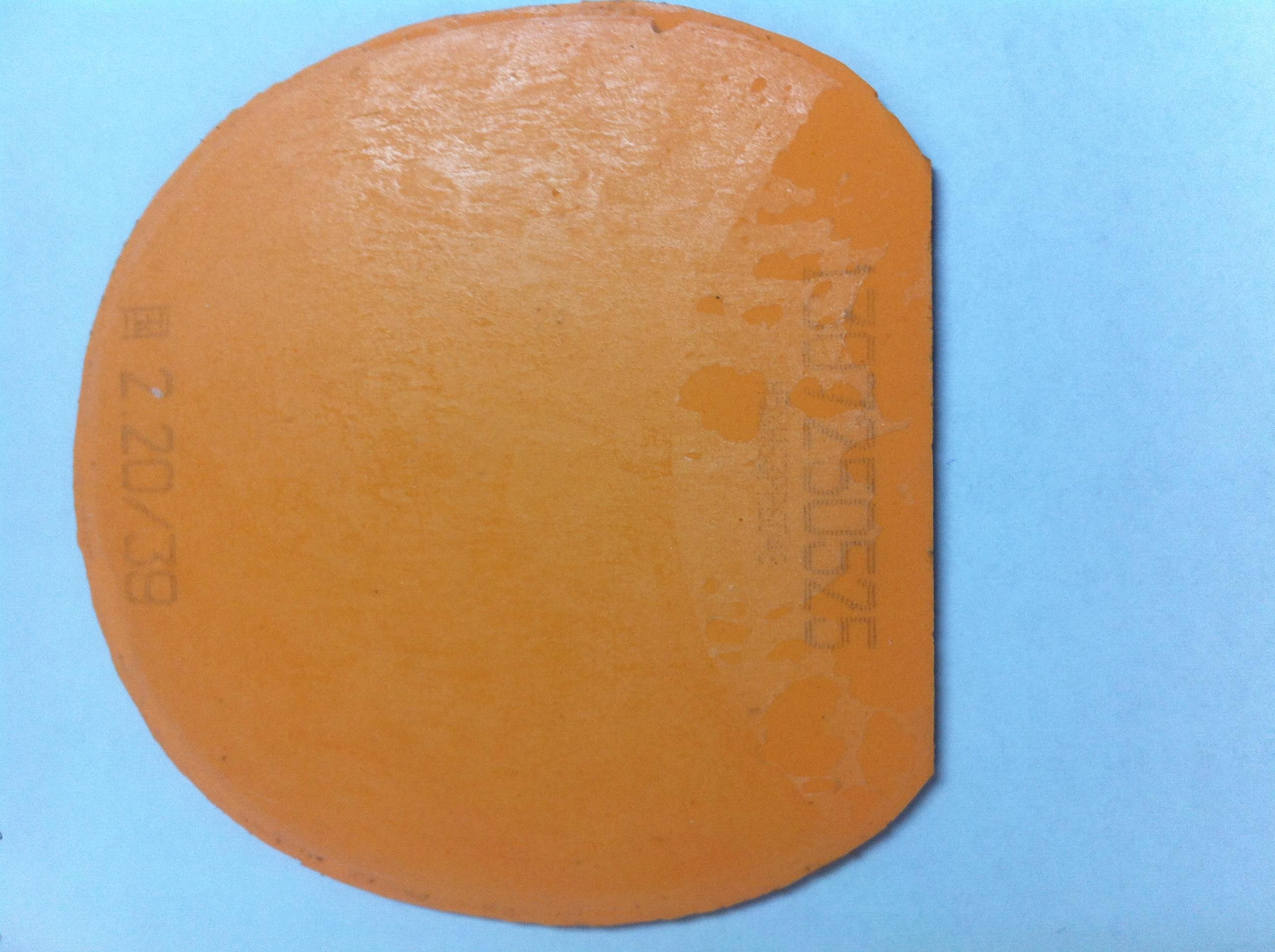 ��ɫ�׿���,  140����.